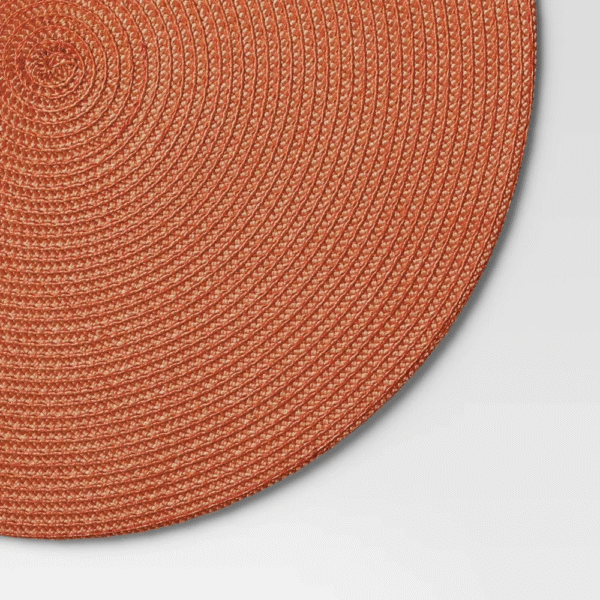 Threshold Polyround Charger, mantel individual redondo, color naranja, material plástico duradero, fácil de limpiar, ideal para decoración de mesa. - Imagen 3
