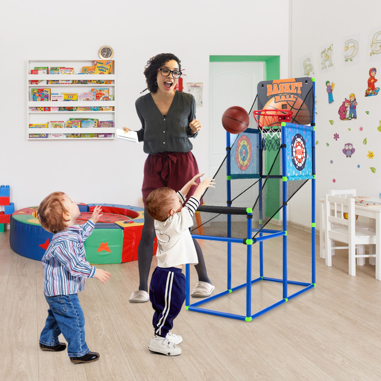 Juego arcade de baloncesto para niños con marcador electrónico y efectos de sonido.