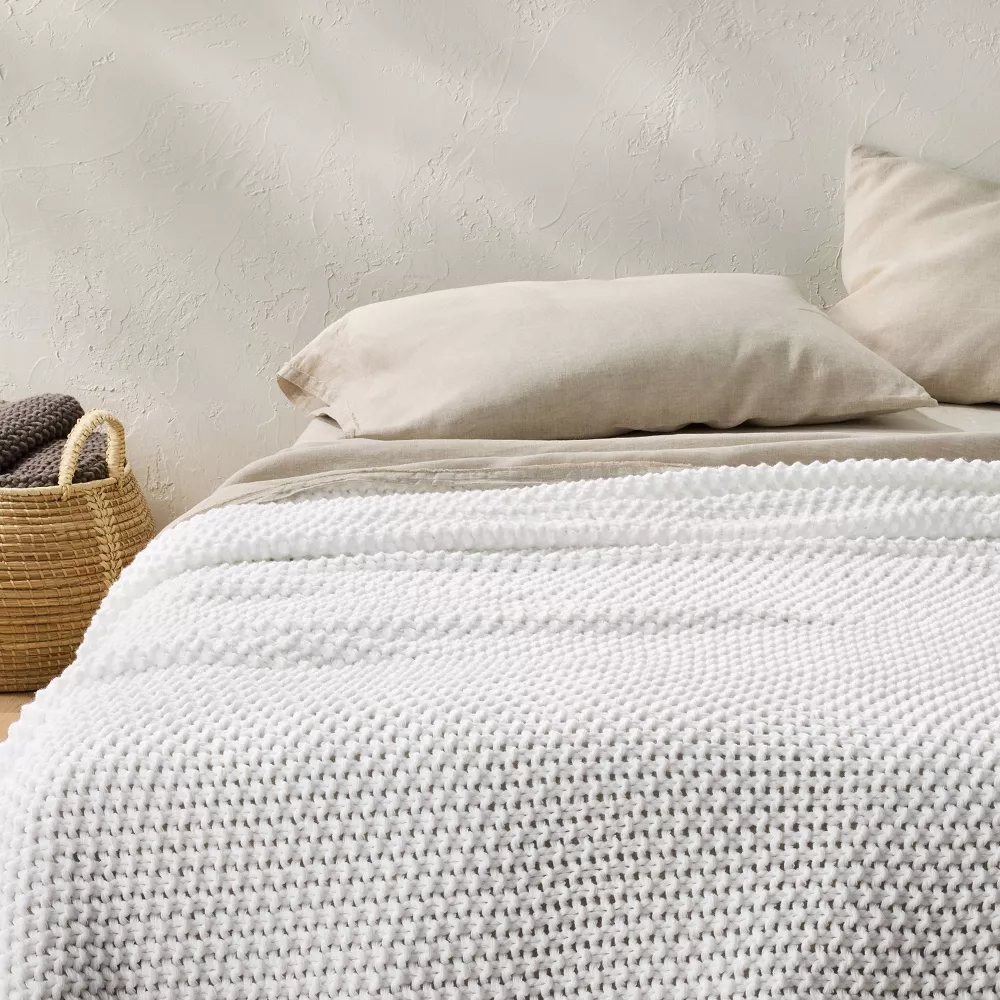 Manta de cama de punto grueso para cama matrimonial/Queen, color blanco - Casaluna?: Tejido de punto acrílico, lavable a máquina