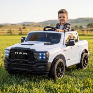 Coche eléctrico de 24V con licencia RAM 2500, control remoto, juguetes para niños pequeños con Bluetooth, amplia caja de carga, 3 velocidades, luces LED, suspensión, color blanco.