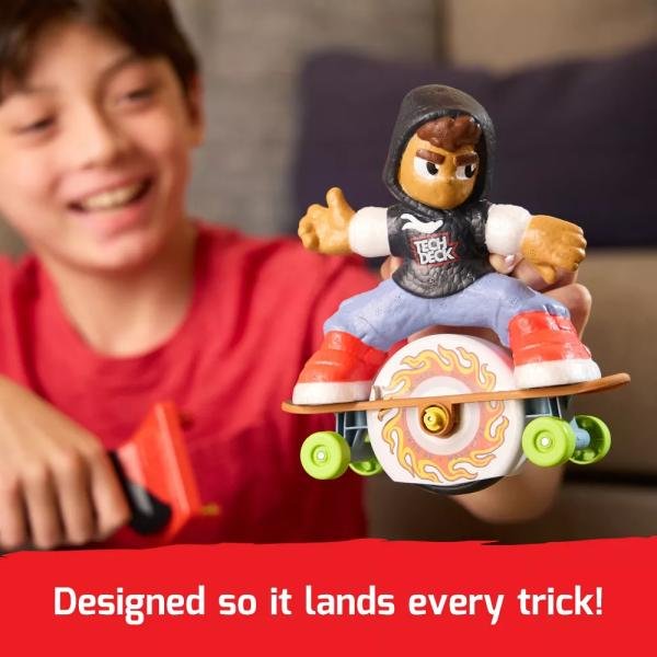 Tech Deck Shred N' Blast Sk8board con rampa, para hacer grandes acrobacias aéreas, para niños a partir de 6 años - Imagen 2